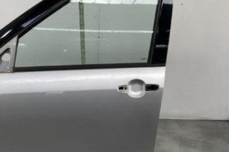 Porte avant gauche SUZUKI SWIFT 3 Photo n°1