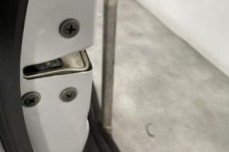 Porte avant gauche SUZUKI SWIFT 3