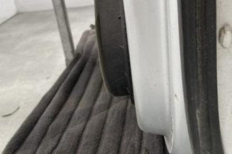 Porte avant gauche SUZUKI SWIFT 3