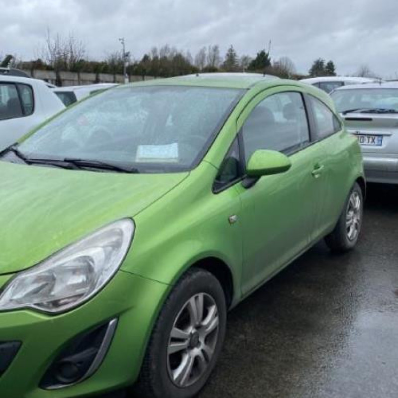 Feu arriere principal droit (feux) OPEL CORSA D Photo n°9