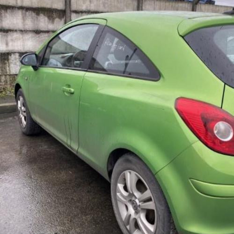 Feu arriere principal droit (feux) OPEL CORSA D Photo n°14