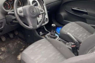 Feu arriere principal droit (feux) OPEL CORSA D