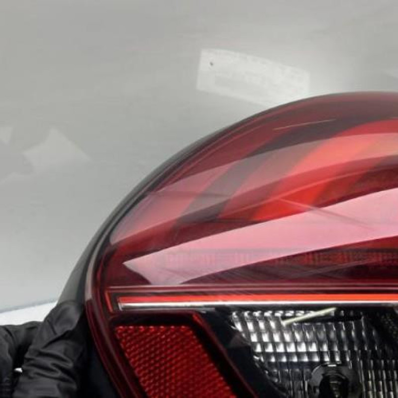 Feu arriere principal droit (feux) PEUGEOT 208 1 Photo n°6