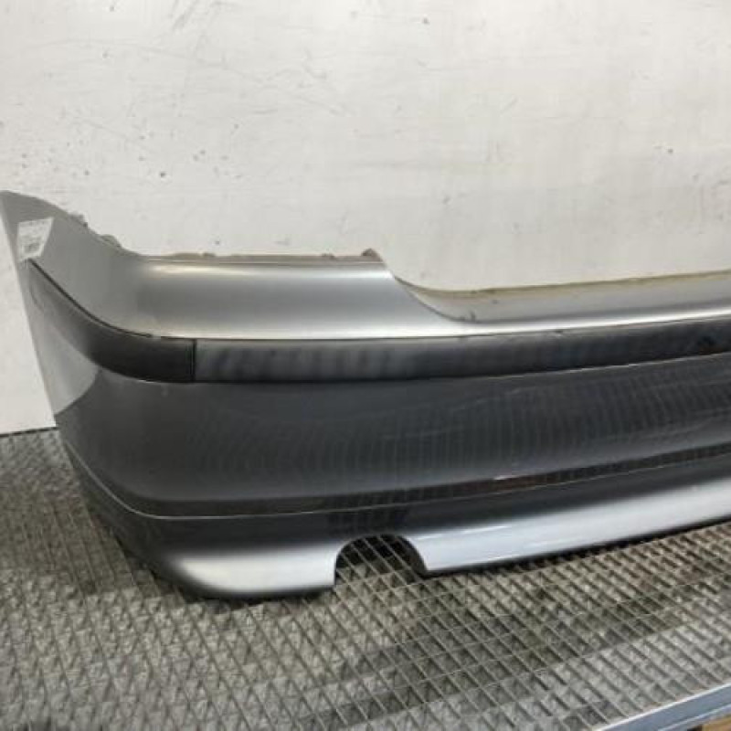 Pare choc arriere BMW SERIE 3 E46 Photo n°2