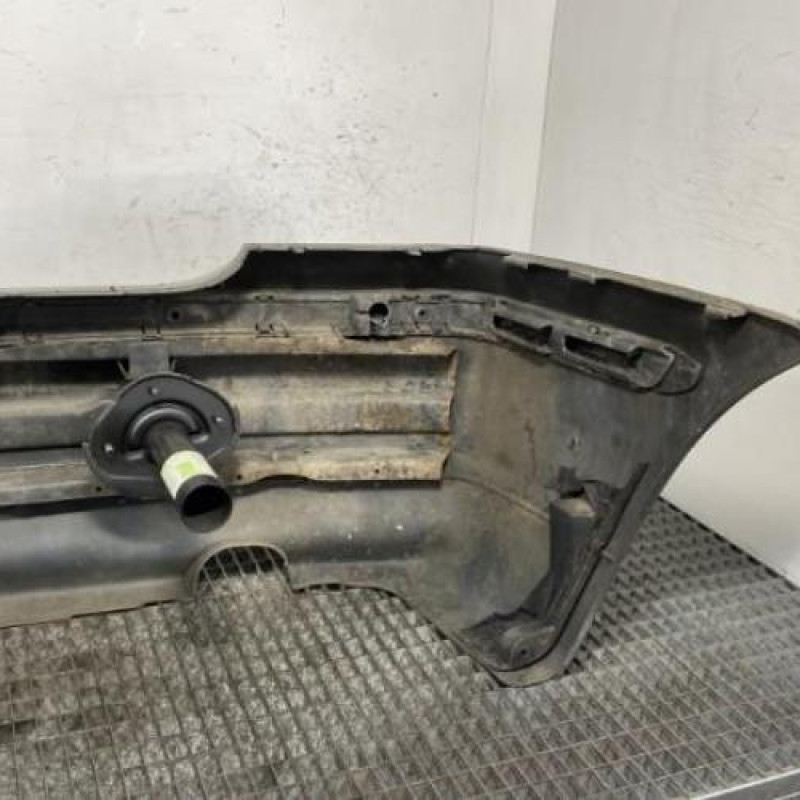 Pare choc arriere BMW SERIE 3 E46 Photo n°4