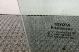 Vitre avant droit TOYOTA YARIS 3