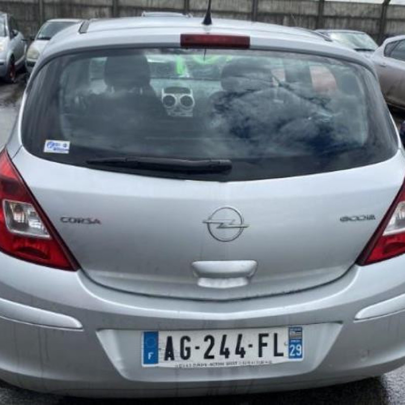 Aile avant gauche OPEL CORSA D Photo n°10
