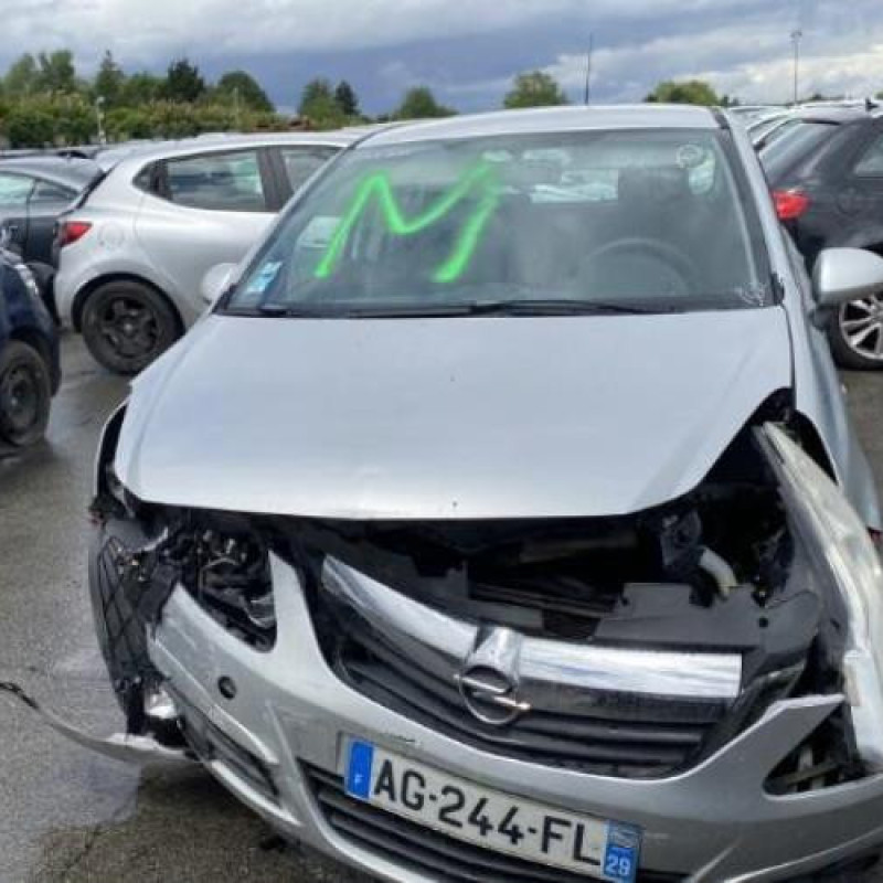 Aile avant gauche OPEL CORSA D Photo n°11