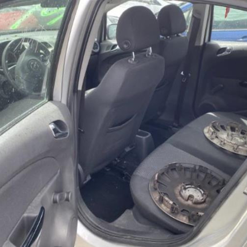 Aile avant gauche OPEL CORSA D Photo n°13