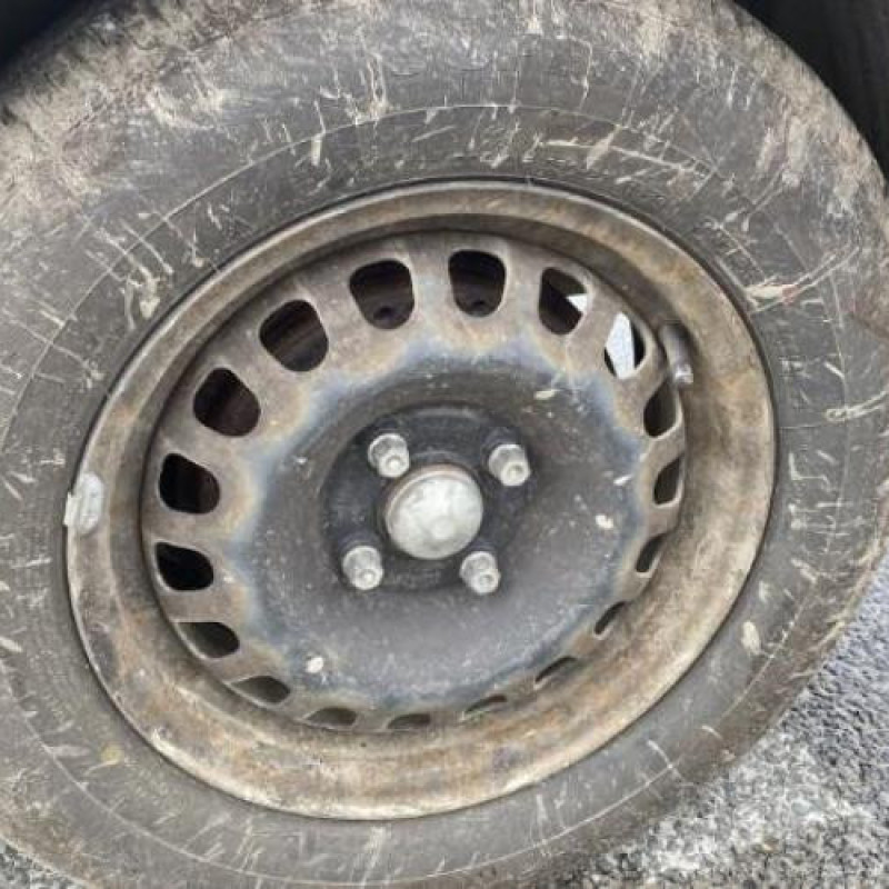 Aile avant gauche OPEL CORSA D Photo n°17