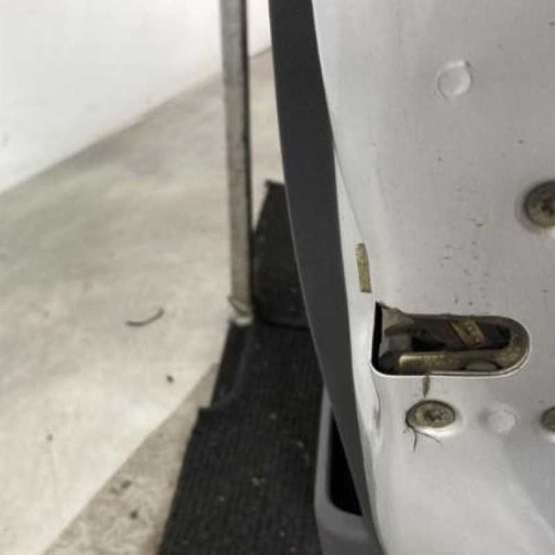 Porte avant droit CITROEN C2 Photo n°4
