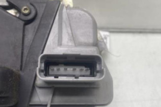 Serrure avant droit PEUGEOT 307