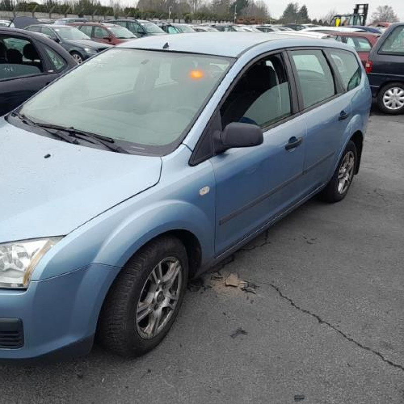 Pare choc arriere FORD FOCUS 2 Photo n°9