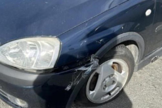 Serrure avant gauche OPEL CORSA C
