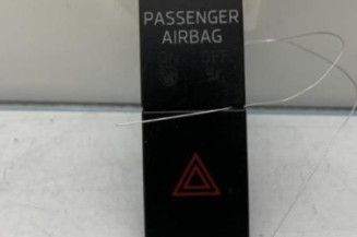 Bouton de warning SKODA OCTAVIA 3