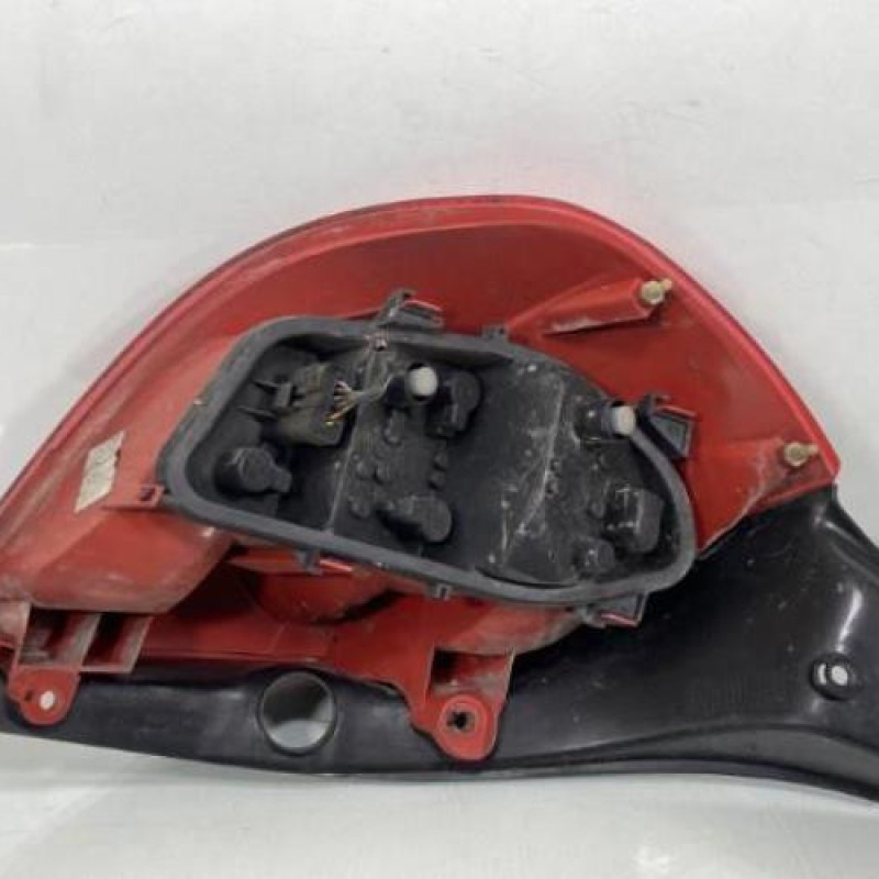 Feu arriere principal droit (feux) RENAULT CLIO 3 Photo n°2