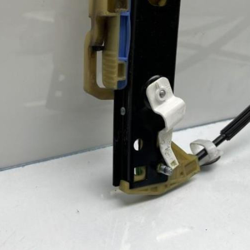 Leve vitre electrique avant gauche AUDI A1 1 Photo n°9