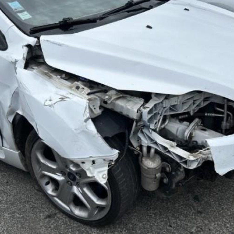 Verin de coffre FORD FOCUS 2 Photo n°8