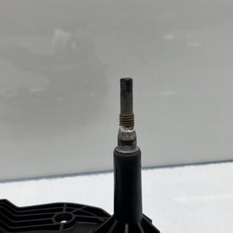 Moteur essuie glace arriere MINI MINI 2 R56 Photo n°3