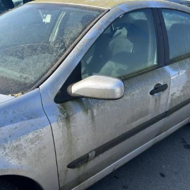 Aile avant droit RENAULT LAGUNA 2 Photo n°8