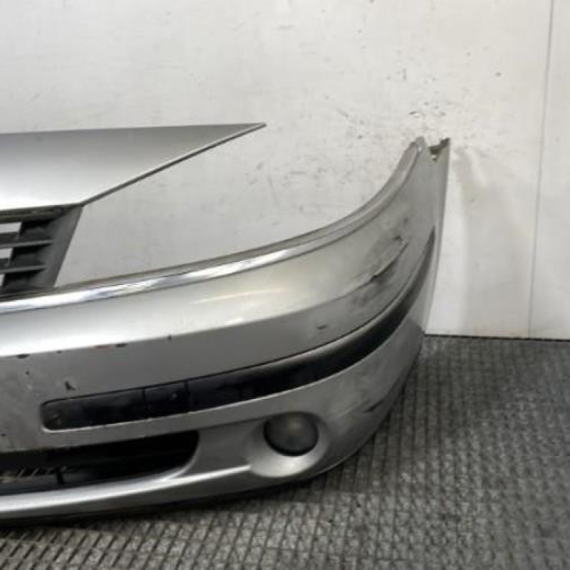 Pare choc avant RENAULT LAGUNA 2 Photo n°3