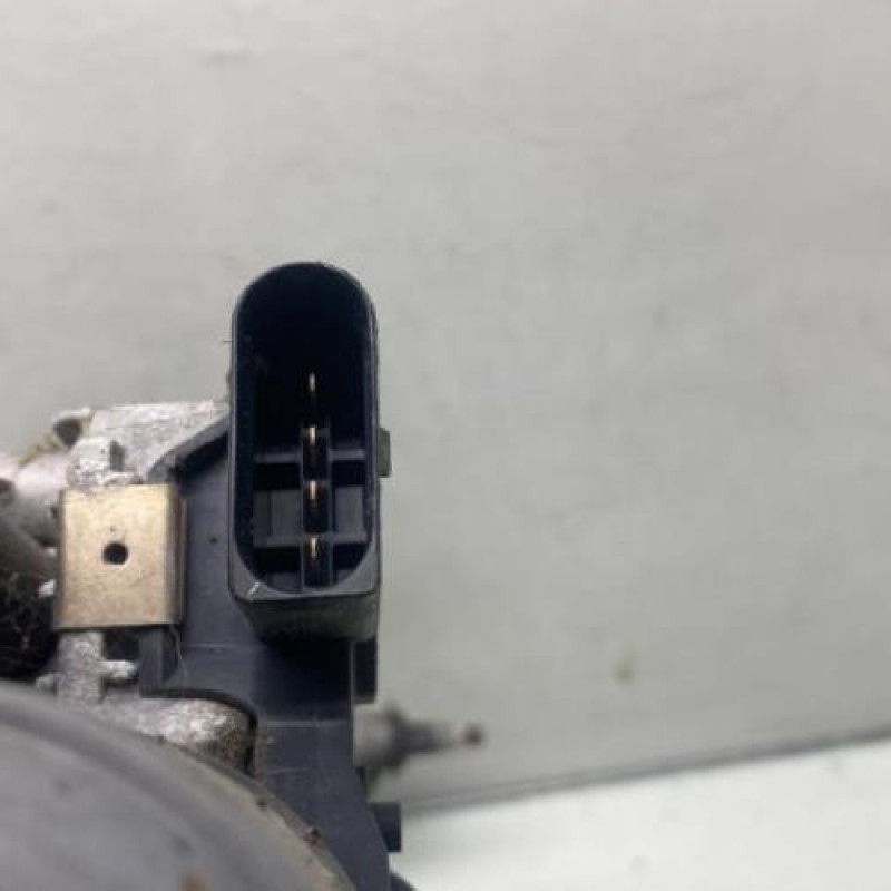 Moteur essuie glace avant VOLKSWAGEN GOLF 6 Photo n°7