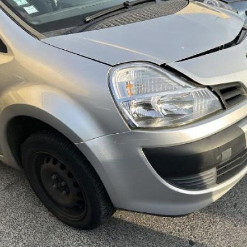 Volant RENAULT MODUS Photo n°10