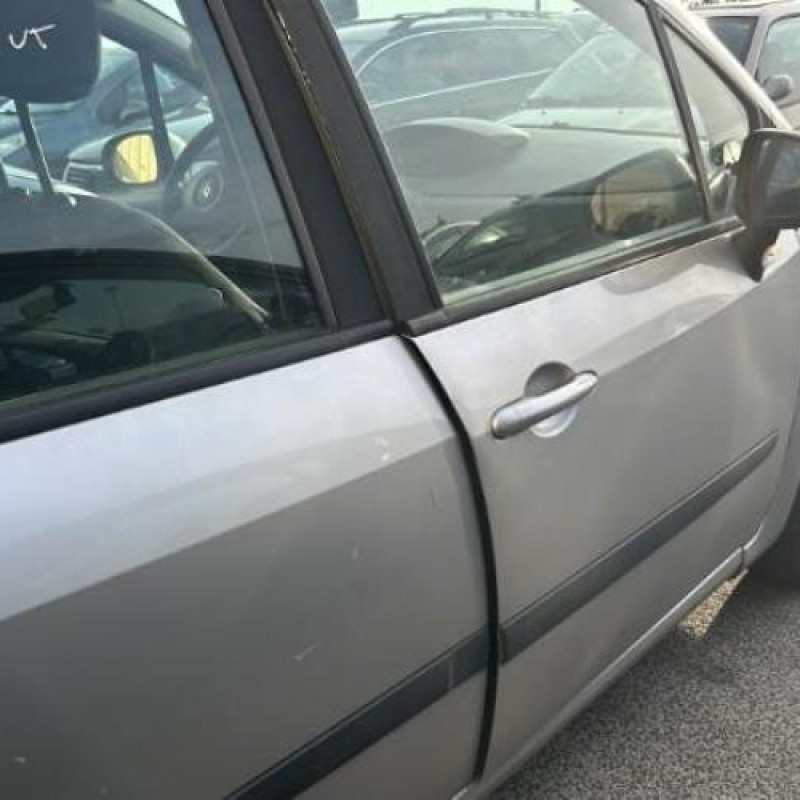 Volant RENAULT MODUS Photo n°17
