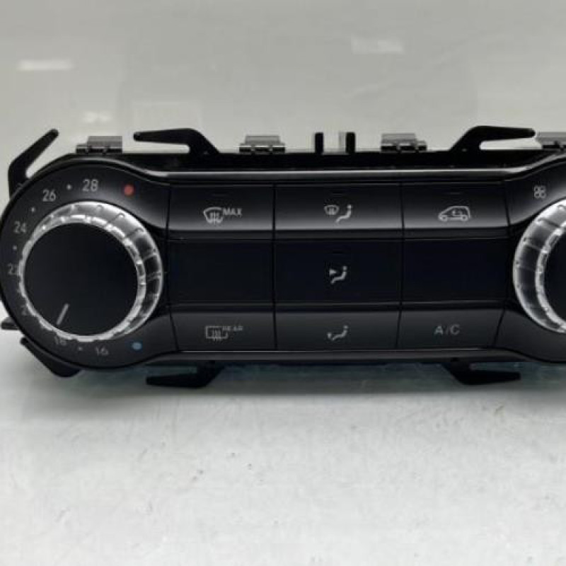 Commande chauffage MERCEDES CLASSE CLA 117 Photo n°1