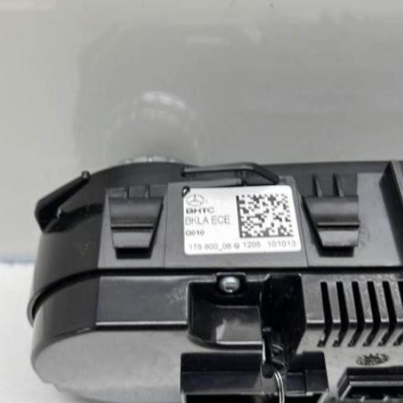 Commande chauffage MERCEDES CLASSE CLA 117 Photo n°5