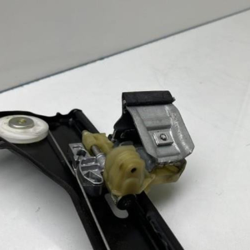 Leve vitre electrique arriere droit MERCEDES CLASSE CLA 117 Photo n°11