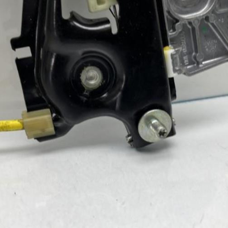 Leve vitre electrique arriere gauche MERCEDES CLASSE CLA 117 Photo n°4