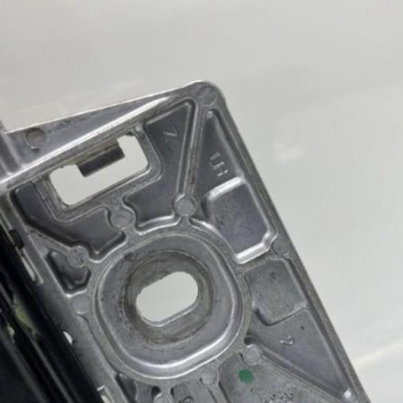 Leve vitre electrique arriere gauche MERCEDES CLASSE CLA 117 Photo n°6