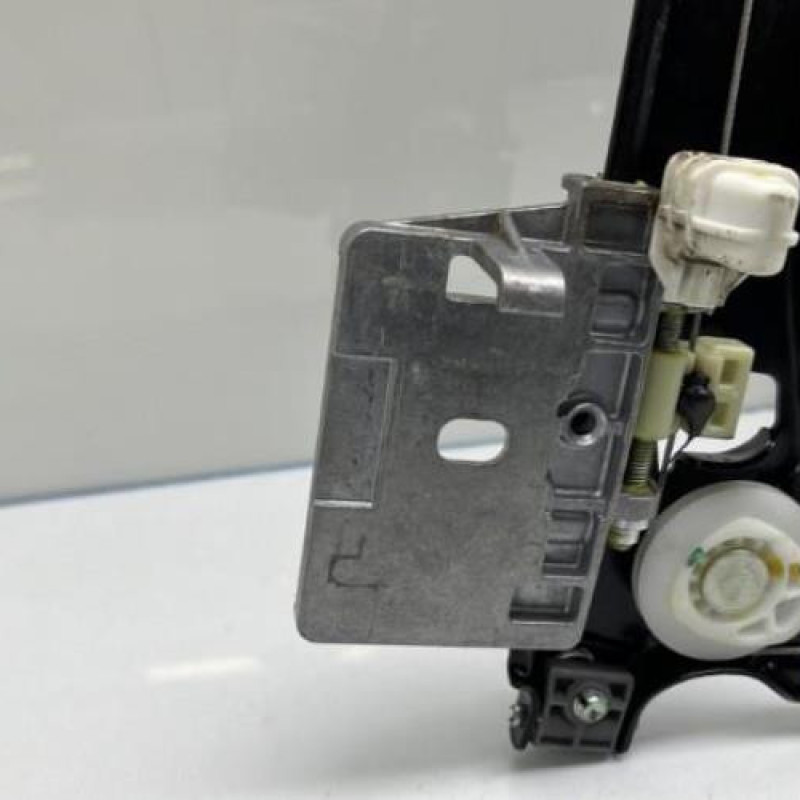 Leve vitre electrique arriere gauche MERCEDES CLASSE CLA 117 Photo n°10