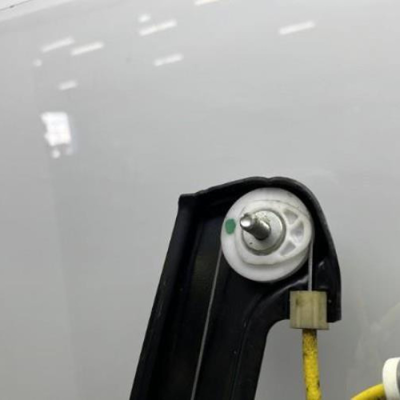 Leve vitre electrique arriere gauche MERCEDES CLASSE CLA 117 Photo n°11