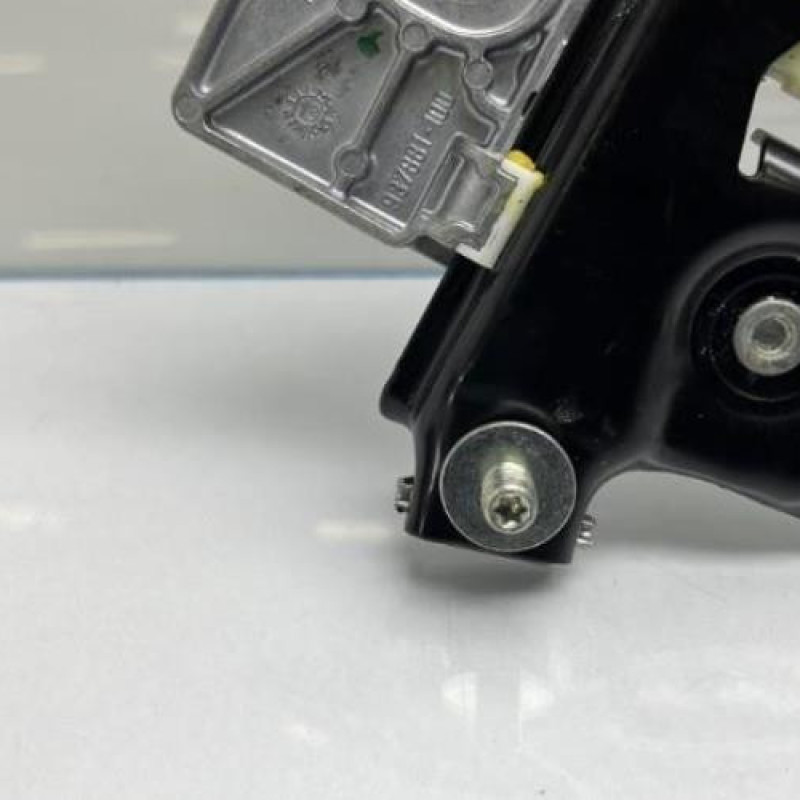 Leve vitre electrique avant droit MERCEDES CLASSE CLA 117 Photo n°3