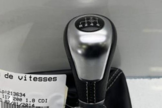 Pommeau de vitesses MERCEDES CLASSE CLA 117