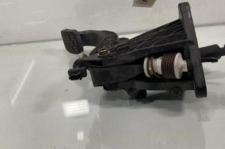 Pedale d'embrayage MERCEDES CLASSE CLA 117