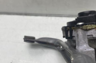 Moteur essuie glace avant TOYOTA YARIS 3