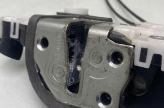 Serrure avant gauche TOYOTA YARIS 3