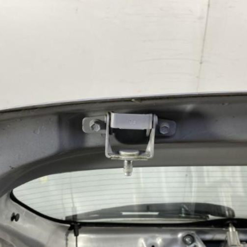 Malle/Hayon arriere KIA RIO 3 Photo n°6