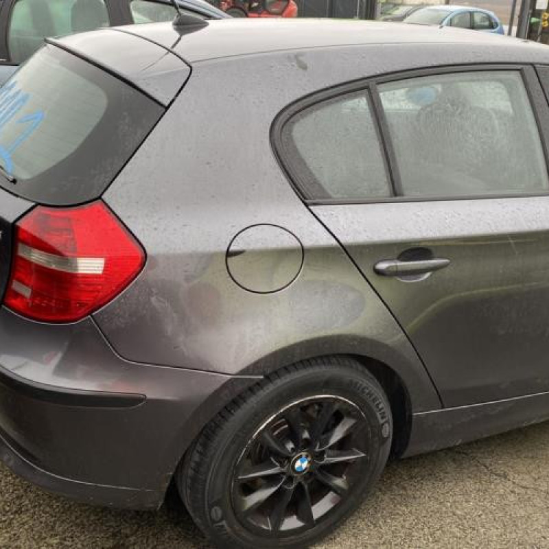 Calandre BMW SERIE 1 E87 Photo n°13
