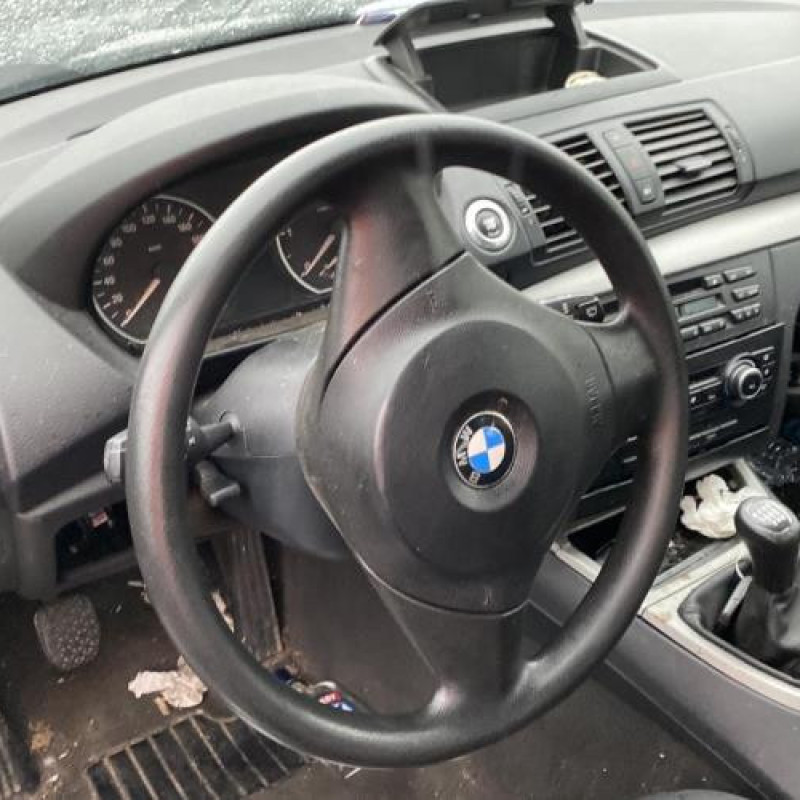 Calandre BMW SERIE 1 E87 Photo n°18