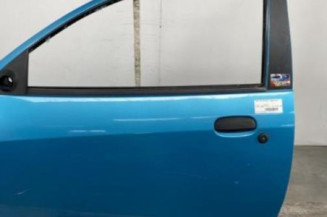 Porte avant gauche FORD KA 1 Photo n°1