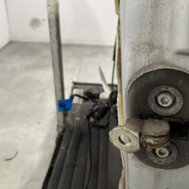 Porte avant gauche FIAT GRANDE PUNTO Photo n°5