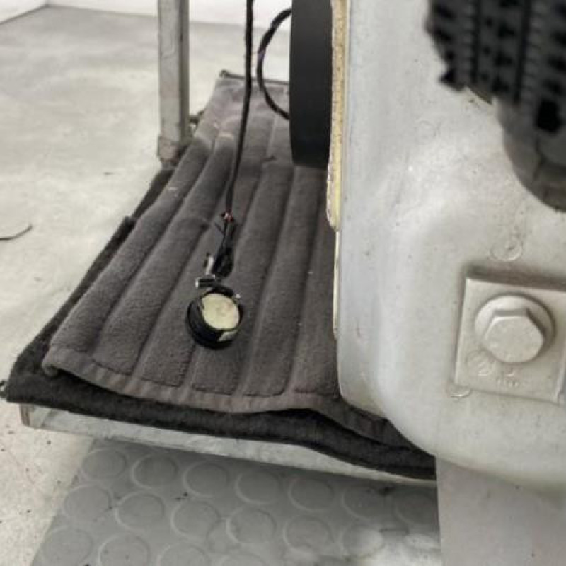 Porte avant gauche FIAT GRANDE PUNTO Photo n°6