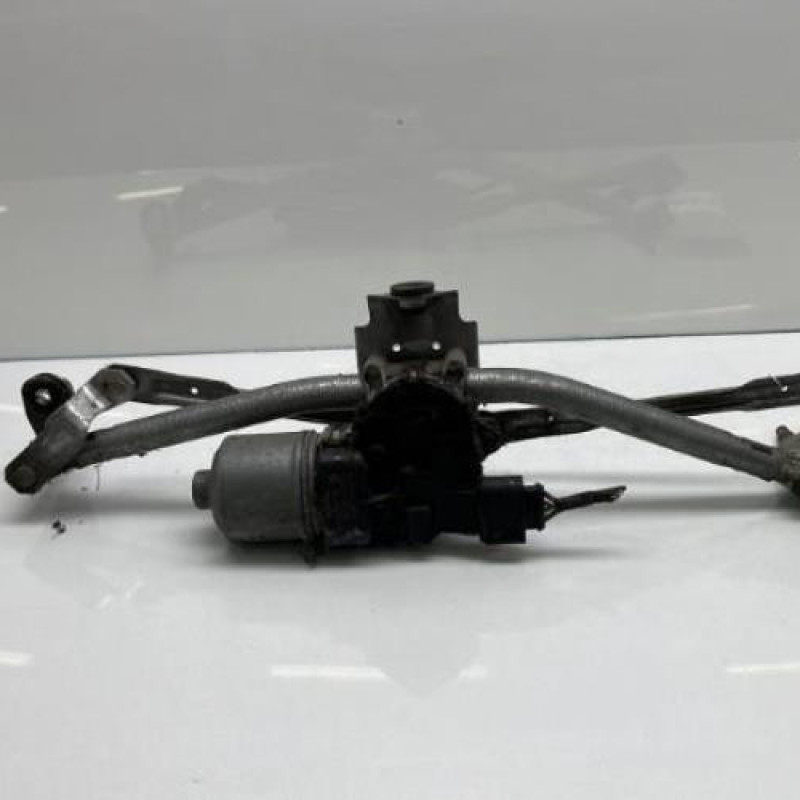 Moteur essuie glace avant VOLKSWAGEN POLO 4 Photo n°5