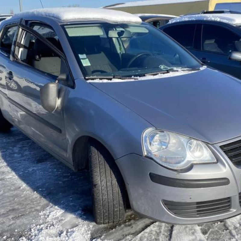 Moteur essuie glace avant VOLKSWAGEN POLO 4 Photo n°7