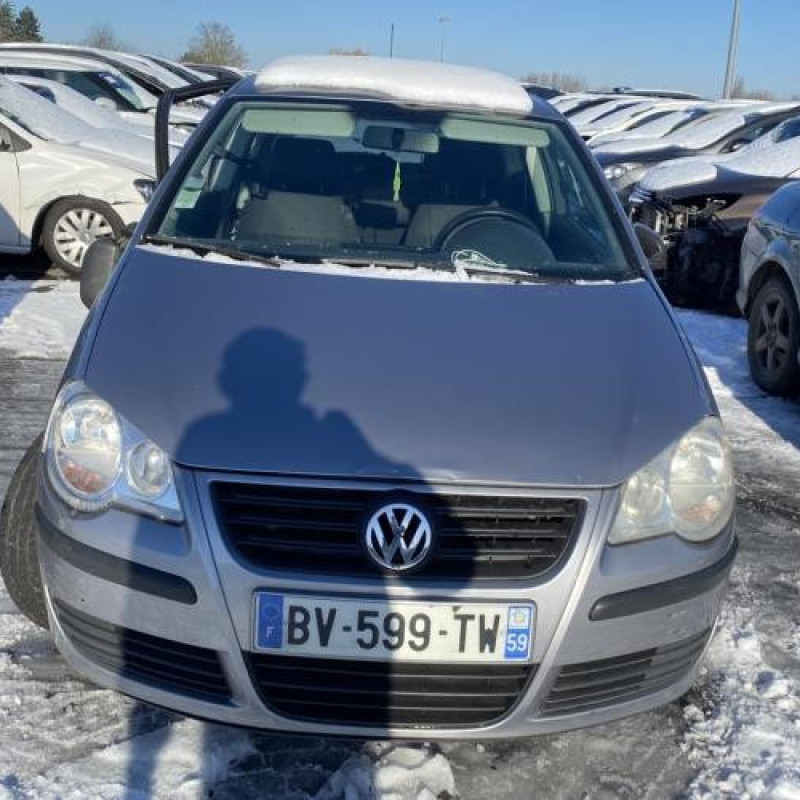 Moteur essuie glace avant VOLKSWAGEN POLO 4 Photo n°8
