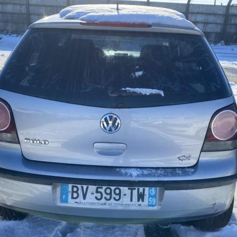 Moteur essuie glace avant VOLKSWAGEN POLO 4 Photo n°13